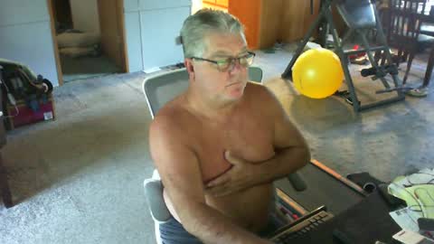 Snapshot of yourpoppi55 chatting on 06-30-26, 12:17 yourpoppi55 online show from 06-30-26, 12:17