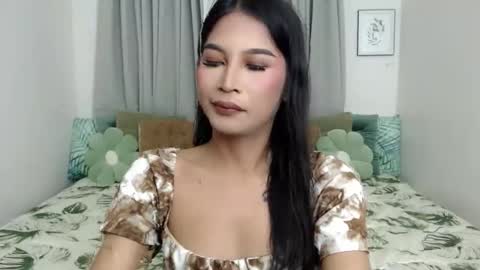 yourprettybella_ts online show from 01-10-26, 06:42