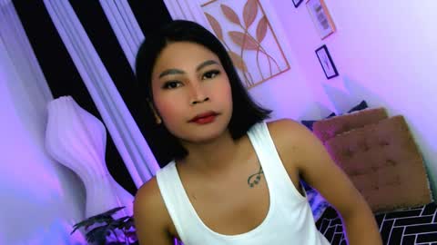 yourprettybella_ts online show from 05-21-26, 03:35