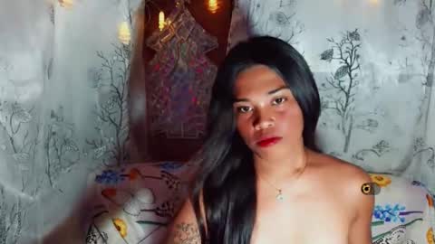 Snapshot of yourqueen_19 chatting on 05-18-26, 11:05 yourqueen_19 online show from 05-18-26, 11:05