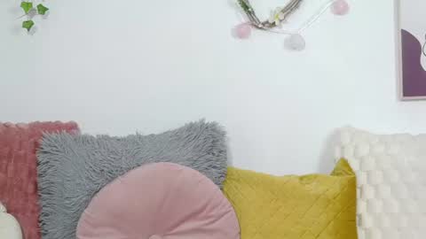 yours_goddess online show from 06-11-26, 06:00