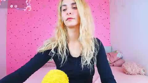      online show from 11-19-25, 11:43