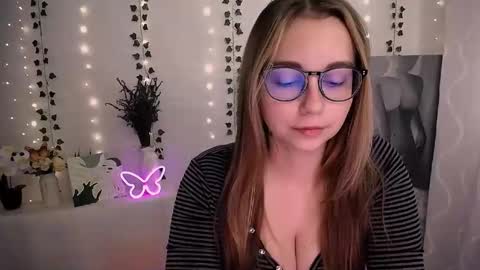 Happy online show from 09-29-25, 05:45