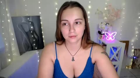 Snapshot of yours_piece_of_happiness_ chatting on 07-16-26, 05:46 Happy online show from 07-16-26, 05:46