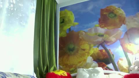 Snapshot of yoursexkroshka chatting on 09-17-25, 10:28 kroshka online show from 09-17-25, 10:28