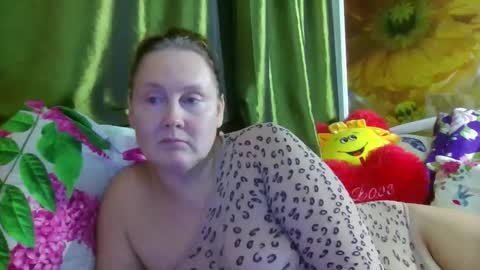 Snapshot of yoursexkroshka chatting on 10-05-25, 05:44 kroshka online show from 10-05-25, 05:44