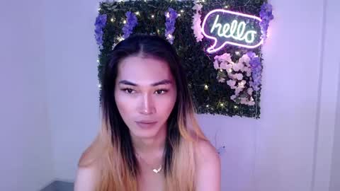 Snapshot of yoursexservice chatting on 12-18-24, 12:43    online show from 12-18-24, 12:43