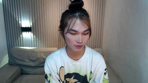    online show from 12-03-25, 02:19