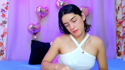 Snapshot of yoursexy18lover chatting on 01-10-26, 07:32 Lina and roberth online show from 01-10-26, 07:32