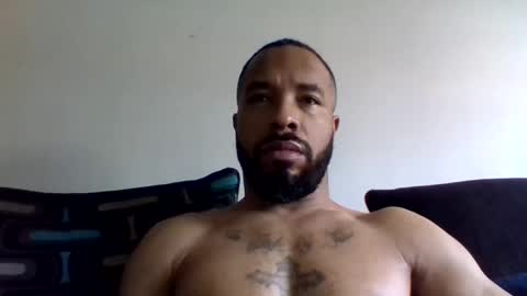 Snapshot of yoursexydaddy79 chatting on 01-29-25, 03:47 mother fucker online show from 01-29-25, 03:47