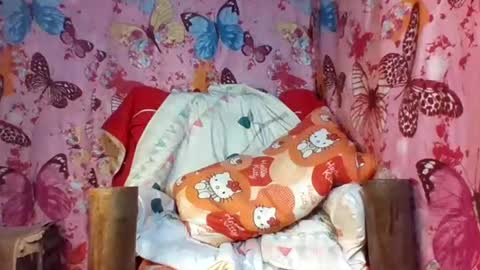 im MAY online show from 01-24-25, 01:35