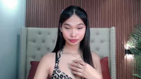 yoursluttyashxx online show from 11-24-25, 11:10