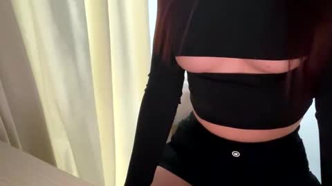 Sophie online show from 10-12-25, 02:05