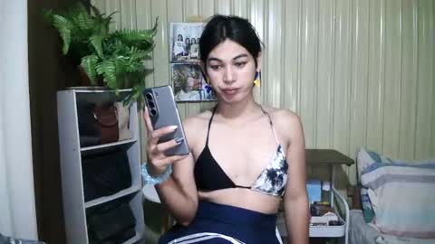 yoursubmissive_larah online show from 05-07-26, 12:21
