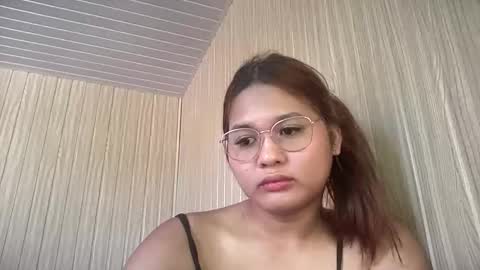 yoursweetgirl_zia online show from 04-16-26, 03:29
