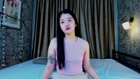 Snapshot of yoursweetsoul chatting on 09-11-25, 03:06 Bella online show from 09-11-25, 03:06