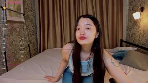 Snapshot of yoursweetsoul chatting on 09-12-25, 03:06 Bella online show from 09-12-25, 03:06