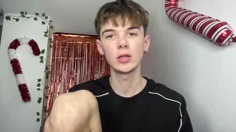 yoursweetyguy online show from 02-11-26, 02:44