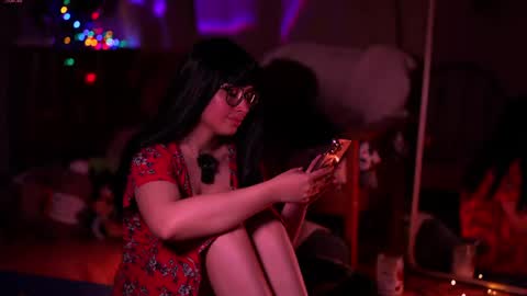 Snapshot of yoursweetykitty chatting on 04-25-26, 06:27 SweetyKitty online show from 04-25-26, 06:27
