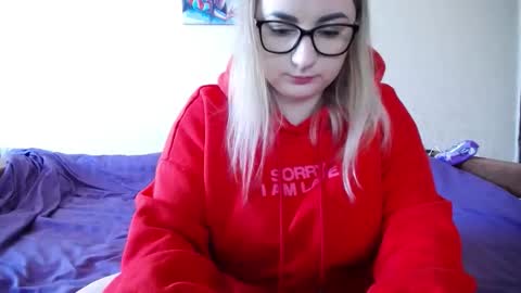 Snapshot of yourswetiegirl chatting on 04-28-26, 08:52 Sofia online show from 04-28-26, 08:52