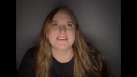 Snapshot of yourthickgingergoddess chatting on 12-25-24, 04:22 yourthickgingergoddess online show from 12-25-24, 04:22