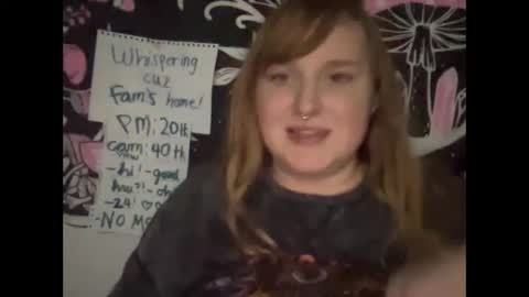 Snapshot of yourthickgingergoddess chatting on 02-06-25, 11:15 yourthickgingergoddess online show from 02-06-25, 11:15