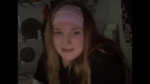 Snapshot of yourthickgingergoddess chatting on 02-07-25, 10:09 yourthickgingergoddess online show from 02-07-25, 10:09