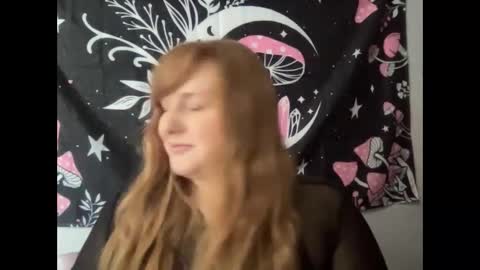 Snapshot of yourthickgingergoddess chatting on 02-22-25, 05:46 yourthickgingergoddess online show from 02-22-25, 05:46