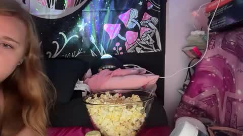 yourthickgingergoddess online show from 01-11-26, 05:34