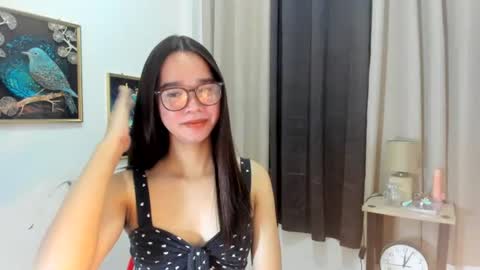 Snapshot of yourtinybunny chatting on 07-04-26, 12:22 yourtinybunny online show from 07-04-26, 12:22