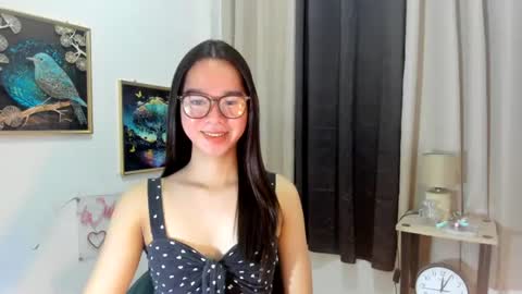 Snapshot of yourtinybunny chatting on 07-05-26, 09:38 yourtinybunny online show from 07-05-26, 09:38