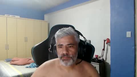 yourtoytoyoumaster3 online show from 11-25-25, 07:47