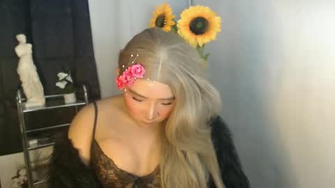 Snapshot of yourtransjeen chatting on 02-24-25, 09:20 Jeen online show from 02-24-25, 09:20