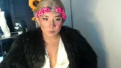 Snapshot of yourtransjeen chatting on 02-25-25, 11:44 Jeen online show from 02-25-25, 11:44