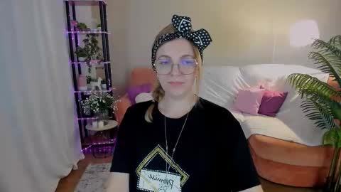 Alice online show from 09-08-25, 03:33