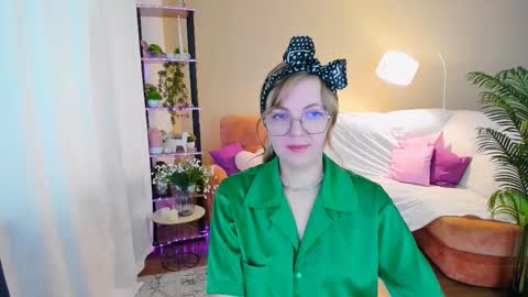 Alice online show from 09-21-25, 09:44