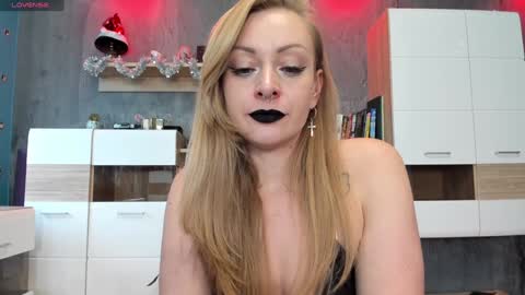 YourVenus00 -Follow my OF online show from 12-27-24, 01:28