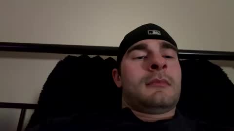 yourwhiteislandboy online show from 05-15-26, 04:14