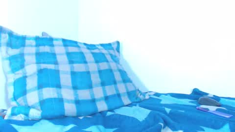 Snapshot of youth_fantasy chatting on 02-02-25, 10:24 Daniel Jz online show from 02-02-25, 10:24