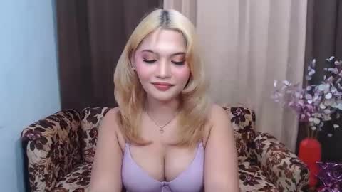 Snapshot of youungsextdeity chatting on 05-16-26, 11:09 cathy online show from 05-16-26, 11:09