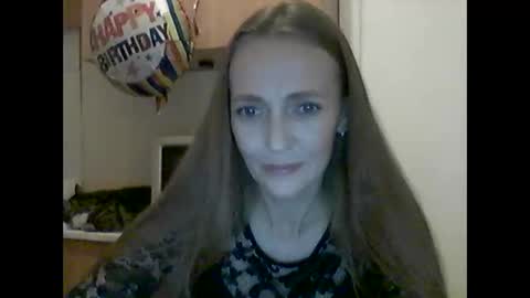 Snapshot of youur_light chatting on 11-07-25, 06:19 Youur light online show from 11-07-25, 06:19