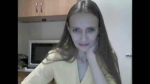 Snapshot of youur_light chatting on 11-28-25, 07:05 Youur light online show from 11-28-25, 07:05