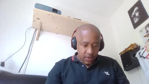 yoyo972 online show from 04-30-26, 09:37