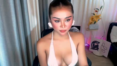Snapshot of ysabellefox chatting on 03-18-26, 05:32 ysabellefox online show from 03-18-26, 05:32