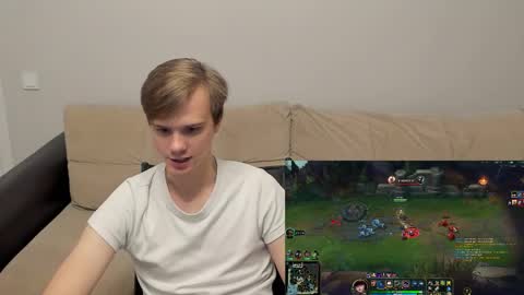 Yue Lang and Samm online show from 11-15-25, 03:19