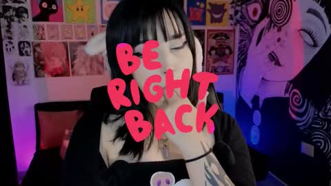 Snapshot of yuhwa chatting on 09-25-25, 06:22 rawr Anne Independent model online show from 09-25-25, 06:22