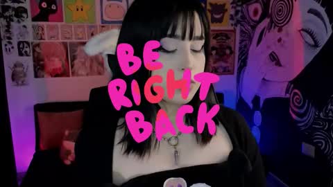 Snapshot of yuhwa chatting on 10-14-25, 11:27 rawr Anne Independent model online show from 10-14-25, 11:27