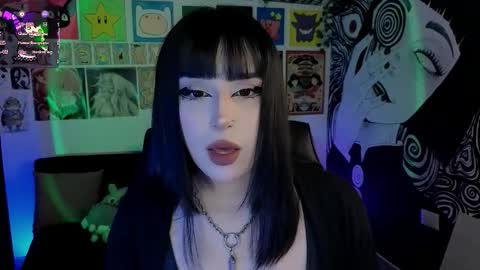 Snapshot of yuhwa chatting on 11-14-25, 10:18 rawr Anne Independent model online show from 11-14-25, 10:18