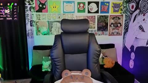 Snapshot of yuhwa chatting on 11-16-25, 09:20 rawr Anne Independent model online show from 11-16-25, 09:20