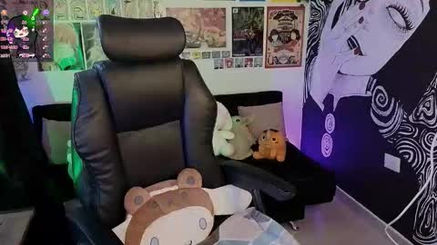 Snapshot of yuhwa chatting on 11-21-25, 06:06 rawr Anne Independent model online show from 11-21-25, 06:06